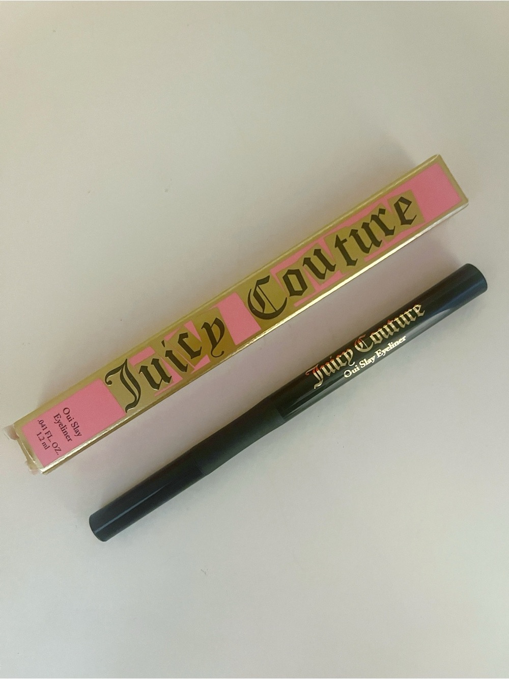 Juicy Couture Oui Slay Eyeliner 01 black - Picture 2 of 2